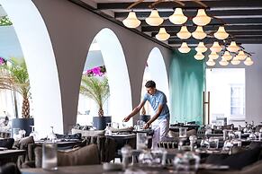 Santorini Kastelli Resort