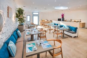 Santorini Kastelli Resort