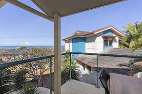 Aqualuna Beach Resort