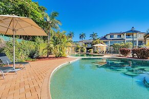 Aqualuna Beach Resort