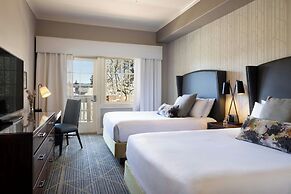 River Terrace Inn