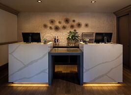 River Terrace Inn - A Noble House Hotel