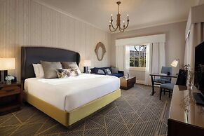River Terrace Inn