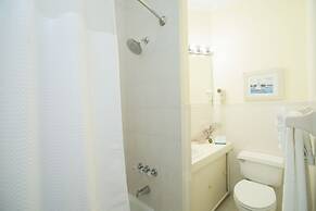 Sandyport Beach Resort