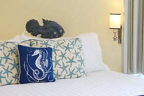 Sandyport Beach Resort