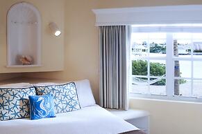 Sandyport Beach Resort