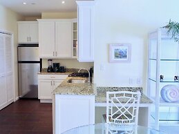 Sandyport Beach Resort