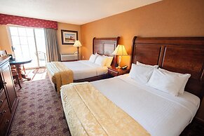 Hamilton Inn Select Beachfront Mackinaw City