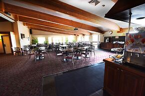 Hamilton Inn Select Beachfront Mackinaw City