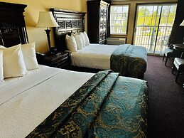 Hamilton Inn Select Beachfront Mackinaw City