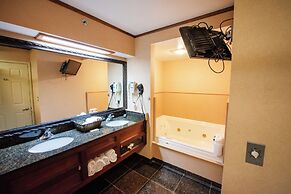 Hamilton Inn Select Beachfront Mackinaw City