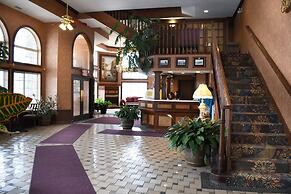 Hamilton Inn Select Beachfront Mackinaw City