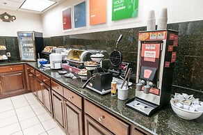 Comfort Inn & Suites Near Pocono Mountains