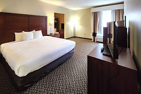 Comfort Inn & Suites Near Pocono Mountains