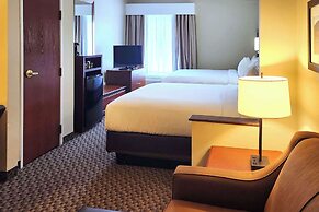 Comfort Inn & Suites Near Pocono Mountains