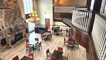 Comfort Inn & Suites Near Pocono Mountains