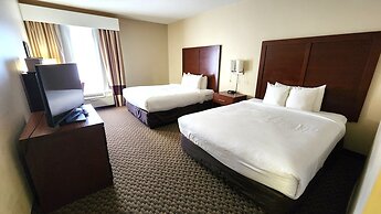 Comfort Inn & Suites Near Pocono Mountains