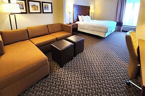 Comfort Inn & Suites Near Pocono Mountains