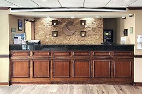 Comfort Inn & Suites Near Pocono Mountains