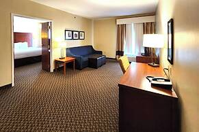 Comfort Inn & Suites Near Pocono Mountains