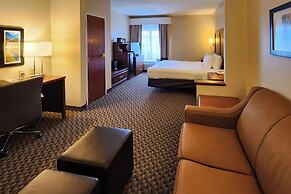 Comfort Inn & Suites Near Pocono Mountains