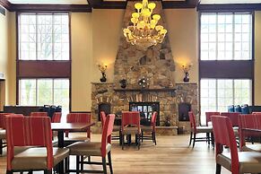 Comfort Inn & Suites Near Pocono Mountains