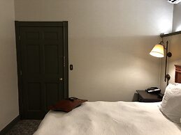 Chambery Inn