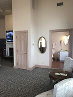 Chambery Inn