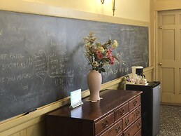 Chambery Inn