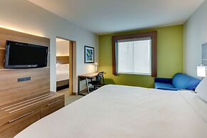 Holiday Inn Express & Suites Waxahachie by IHG