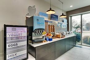 Holiday Inn Express & Suites Waxahachie by IHG