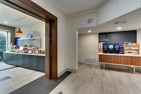 Holiday Inn Express & Suites Waxahachie by IHG