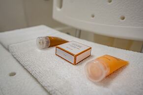 Christopher Inn and Suites