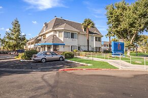 Motel 6 Fairfield, CA - North