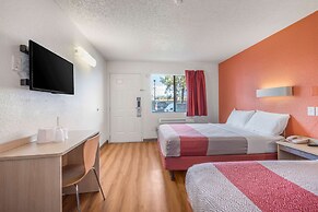 Motel 6 Fairfield, CA - North