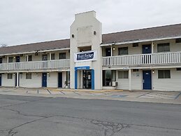 Travelodge by Wyndham Brattleboro VT