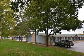 Americas Best Value Inn & Suites Jackson, MI