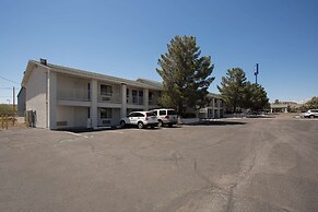 Motel 6 Kingman, AZ - Route 66 West