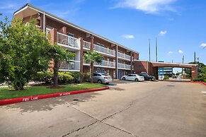 Motel 6 Houston, TX - Brookhollow
