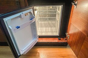 OYO Hotel Mobile, AL I-65 at Airport Blvd