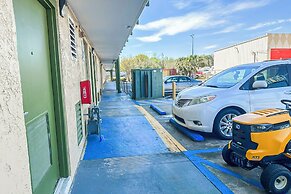 OYO Hotel Mobile, AL I-65 at Airport Blvd