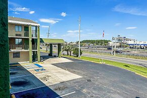 OYO Hotel Mobile, AL I-65 at Airport Blvd