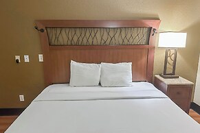 OYO Hotel Mobile, AL I-65 at Airport Blvd