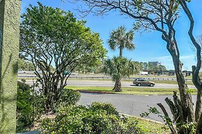 OYO Hotel Mobile, AL I-65 at Airport Blvd