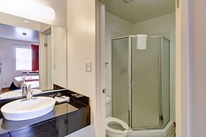 Motel 6 Amherst, OH - Cleveland West - Lorain