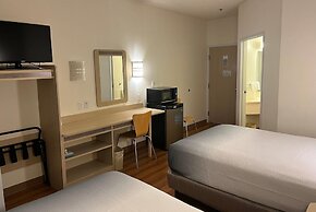 Super 8 by Wyndham Sidney NE