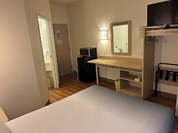 Super 8 by Wyndham Sidney NE