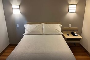Super 8 by Wyndham Sidney NE