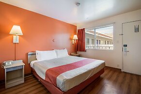 Motel 6 Wendover, UT