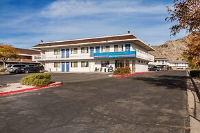 Motel 6 Wendover, UT